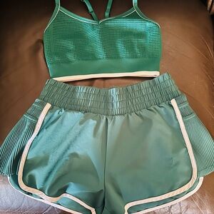NWOT All in Motion Green Activewear Set